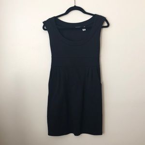 LITTLE BLACK DRESS with POCKETS - M